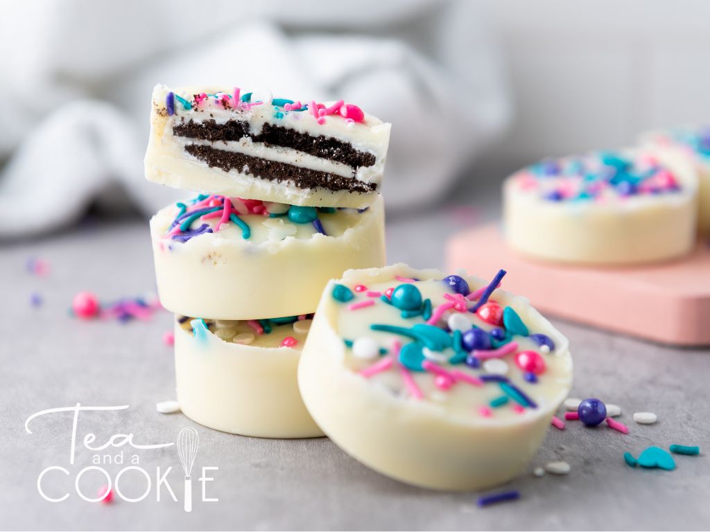 How to Make Chocolate Covered Oreos With Mold