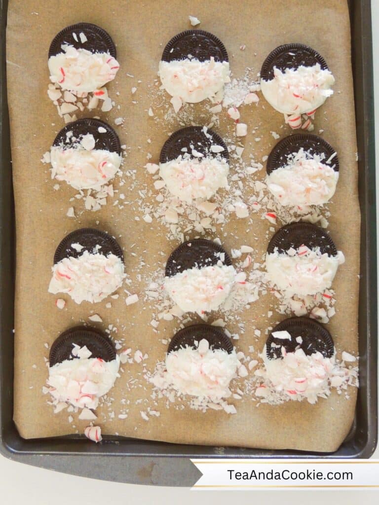 Dipped Peppermint Oreos