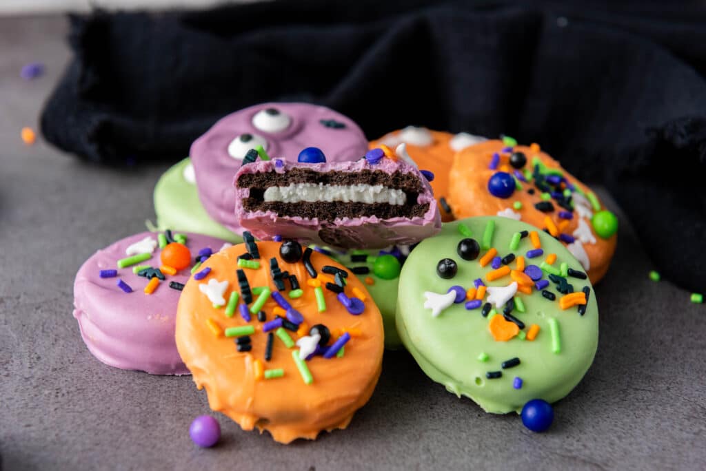 Halloween Candy Coated Oreos