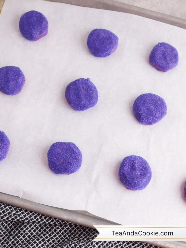 Witch Hat Blossom Cookies Step 6