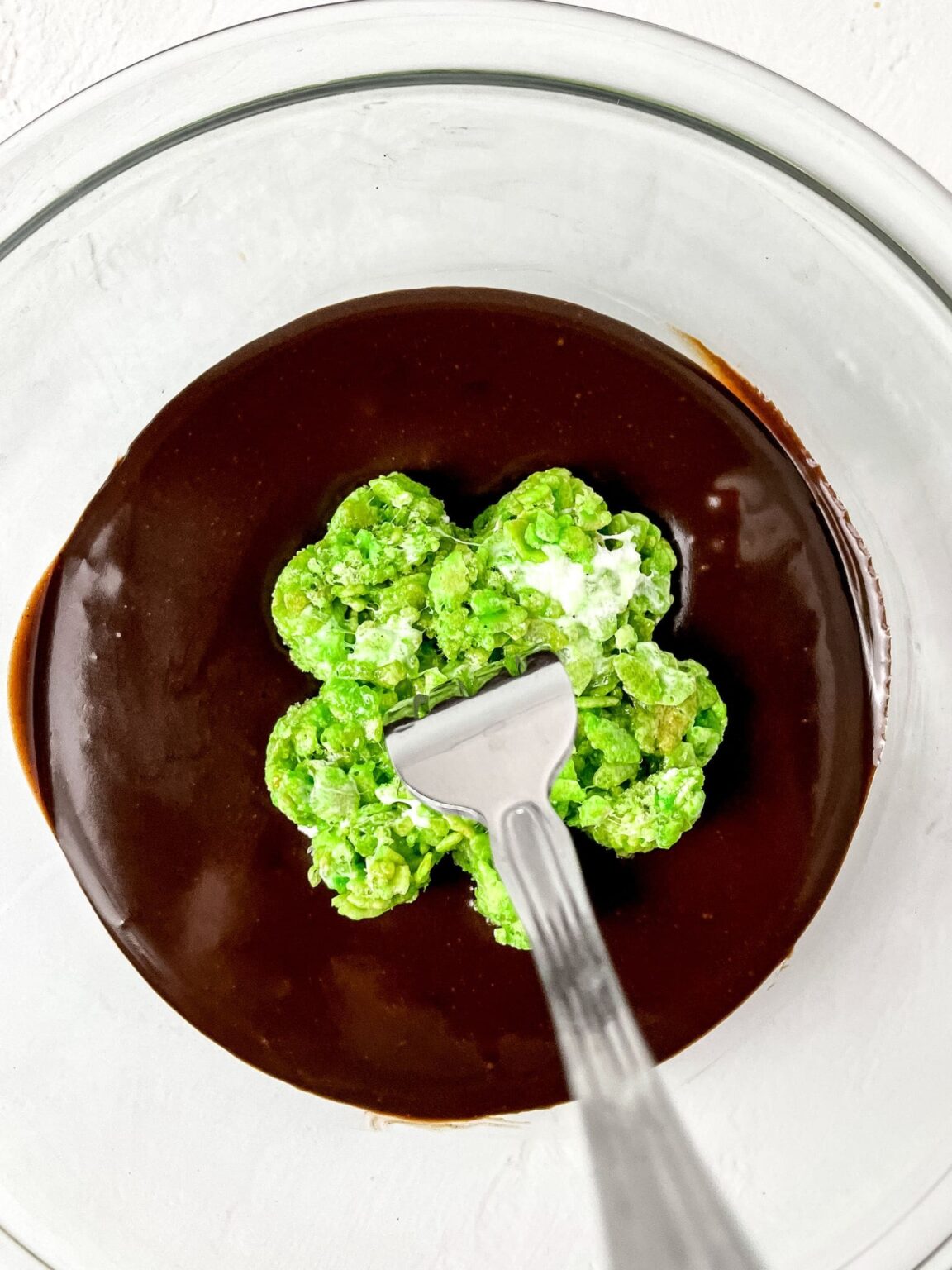 Irish Cream Rice Krispies Treats: Cute St Patricks Shamrock